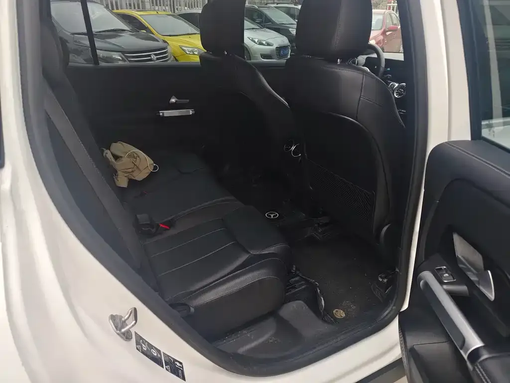 Mercedes-Benz GLB 2023 из CN, фото 2