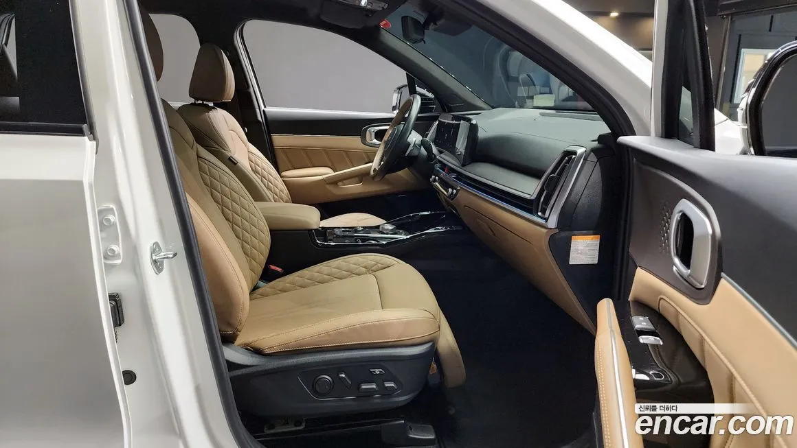 Kia Sorento — фото 8