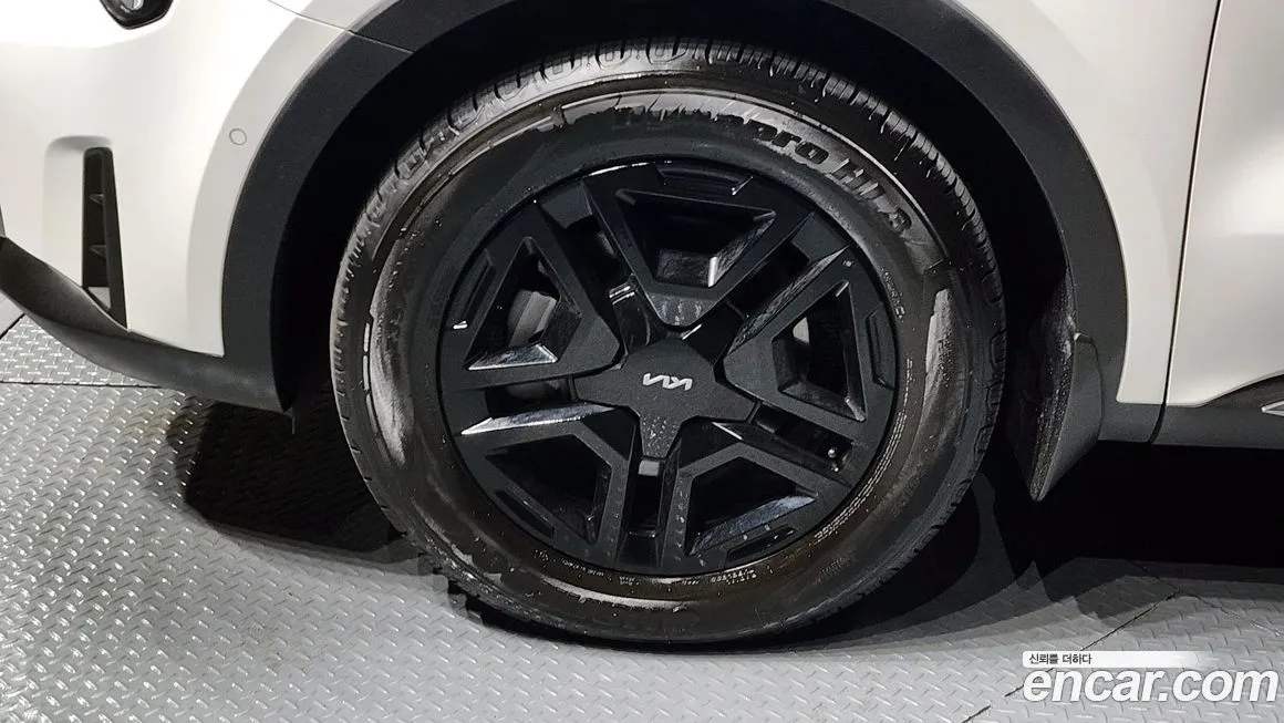 Kia Sorento — фото 10