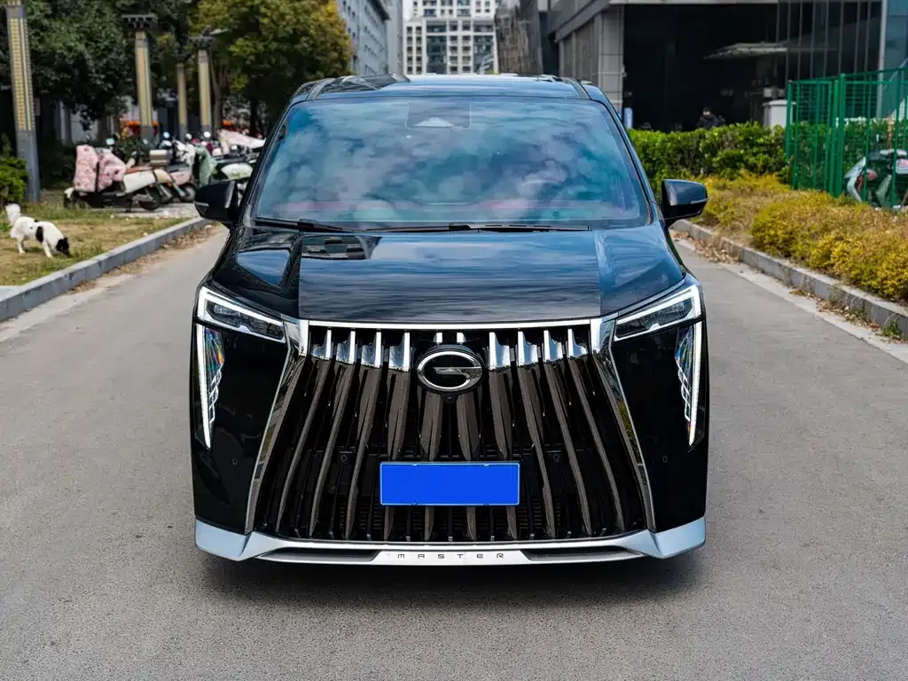 GAC Motor Trumpchi M8 — фото 9