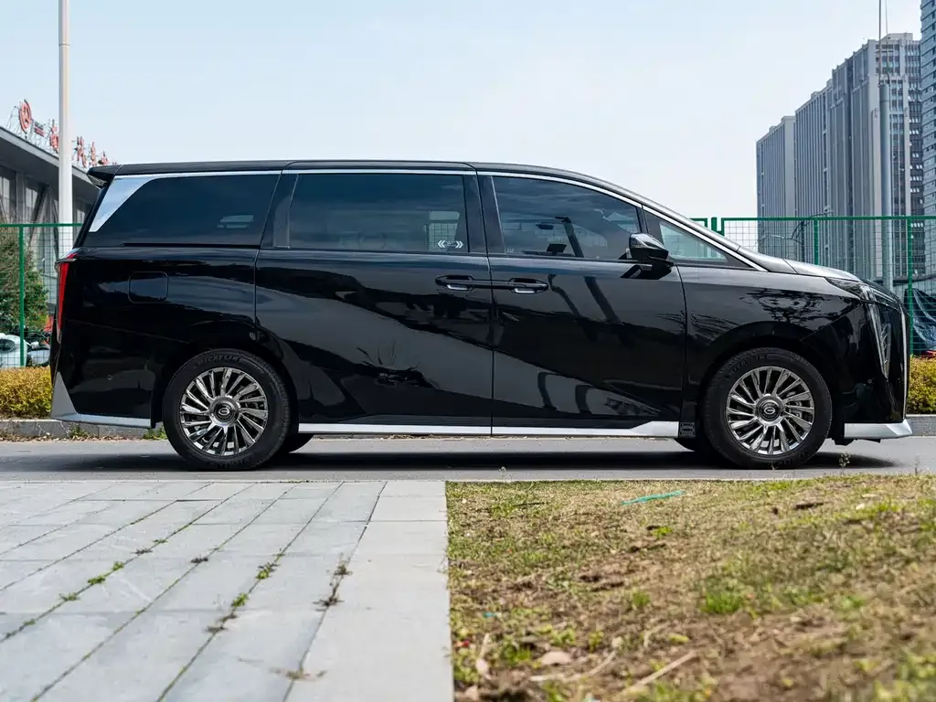 GAC Motor Trumpchi M8 — фото 7