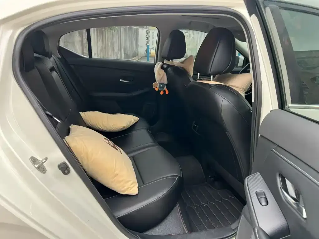 Nissan Sylphy 2022 из CN, фото 2