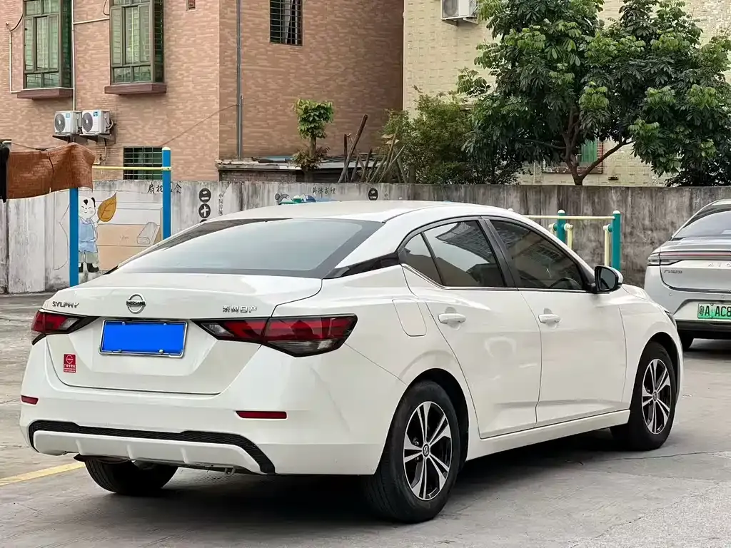Nissan Sylphy 2022 из CN, фото 8