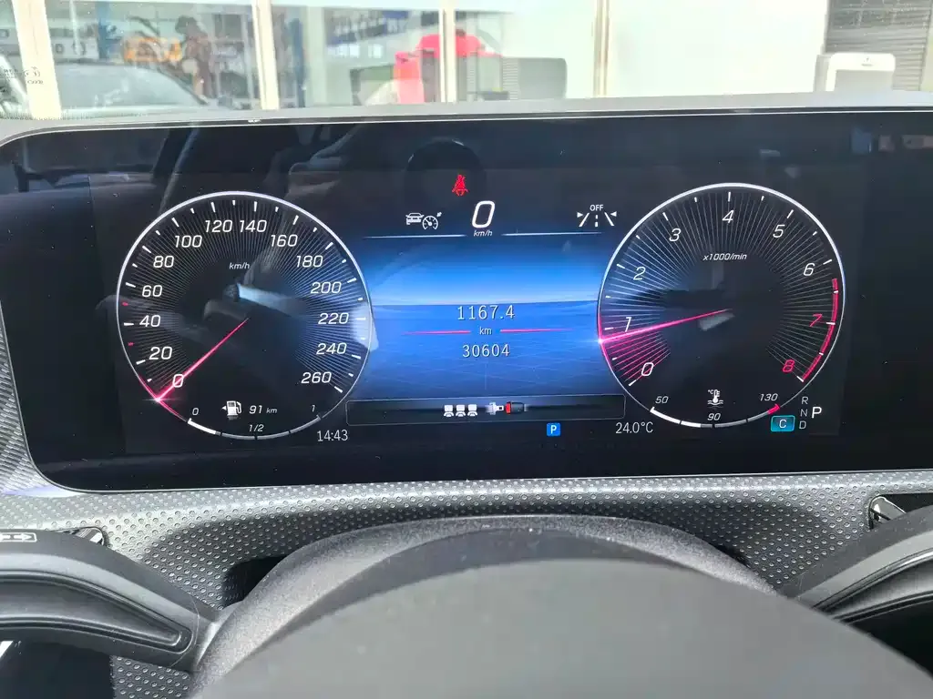 Mercedes-Benz A-Class 2023 из CN, фото 2