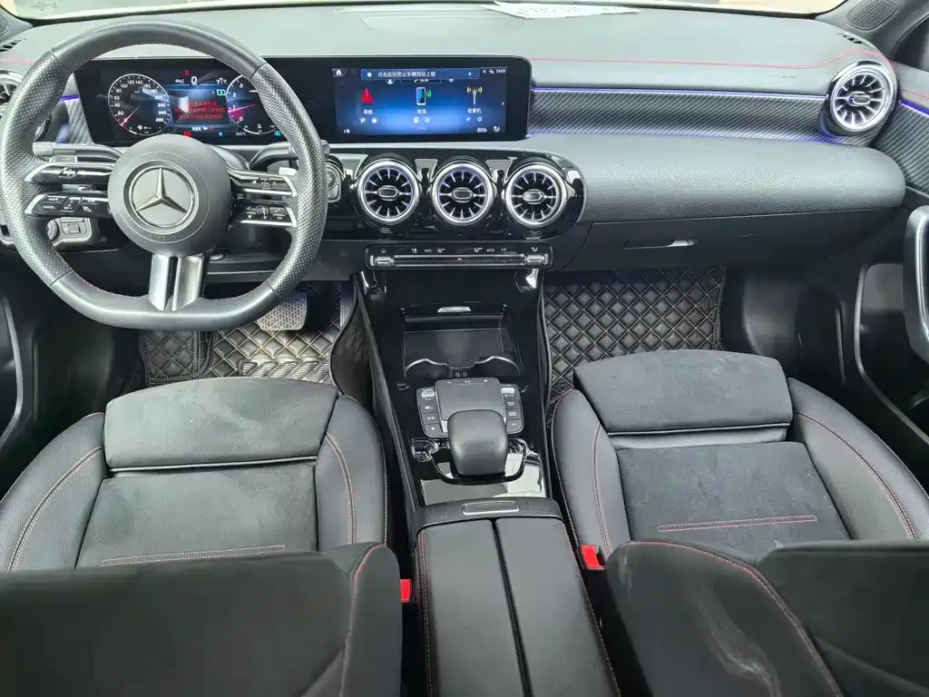 Mercedes-Benz A-Class 2023 из CN, фото 4