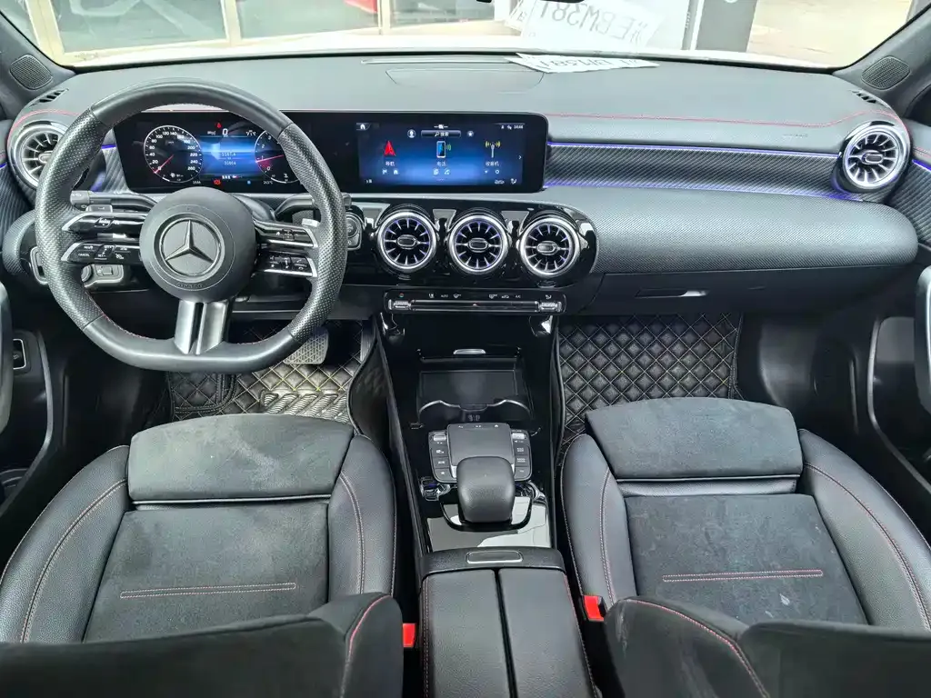 Mercedes-Benz A-Class 2023 из CN, фото 9