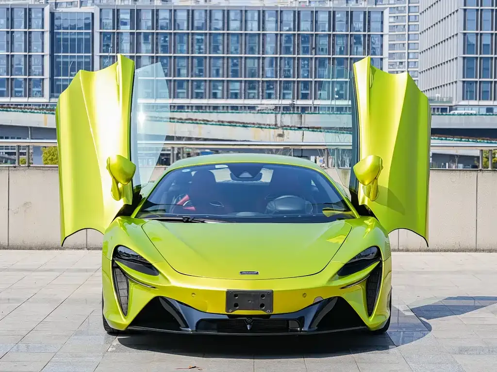 McLaren Artura 2024 из CN, фото 5