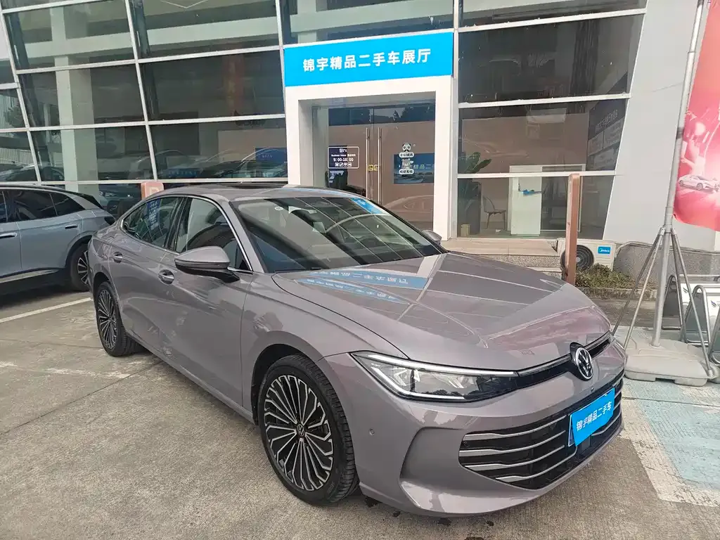 Volkswagen Passat 2024 из CN, фото 2