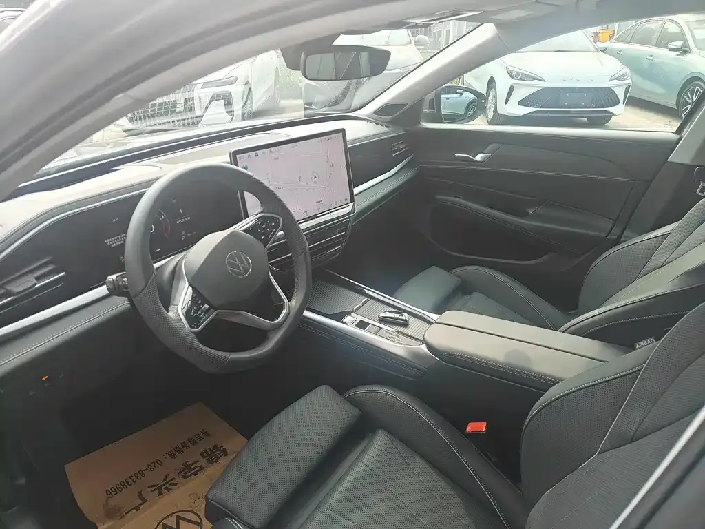 Volkswagen Passat 2024 из CN, фото 8