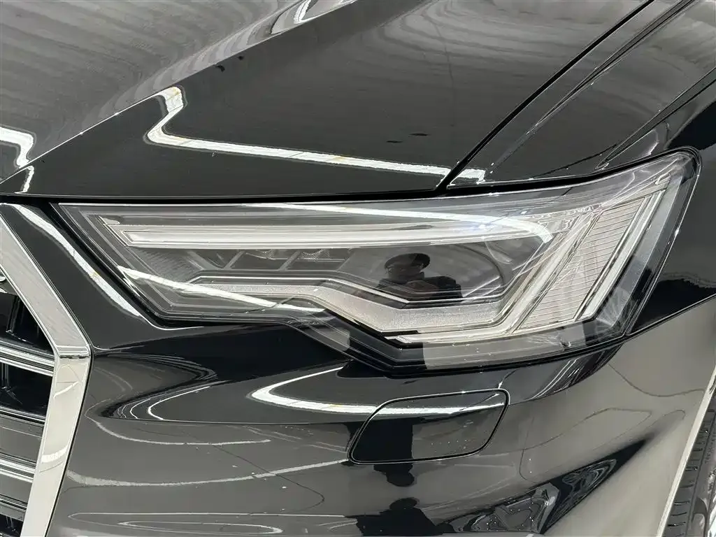 Audi A6L 2024 из CN, фото 4