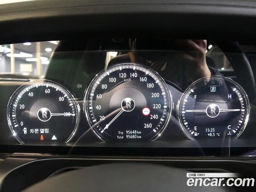 Rolls-Royce Ghost 2021 из KR, фото 9