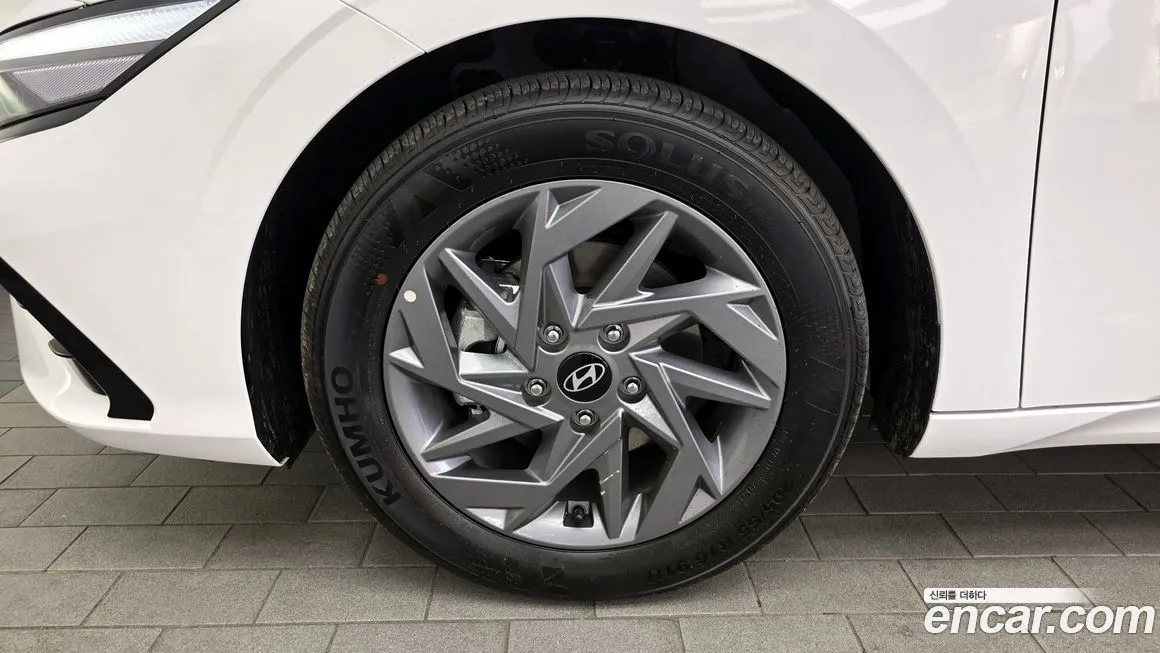 Hyundai AVANTE — фото 7