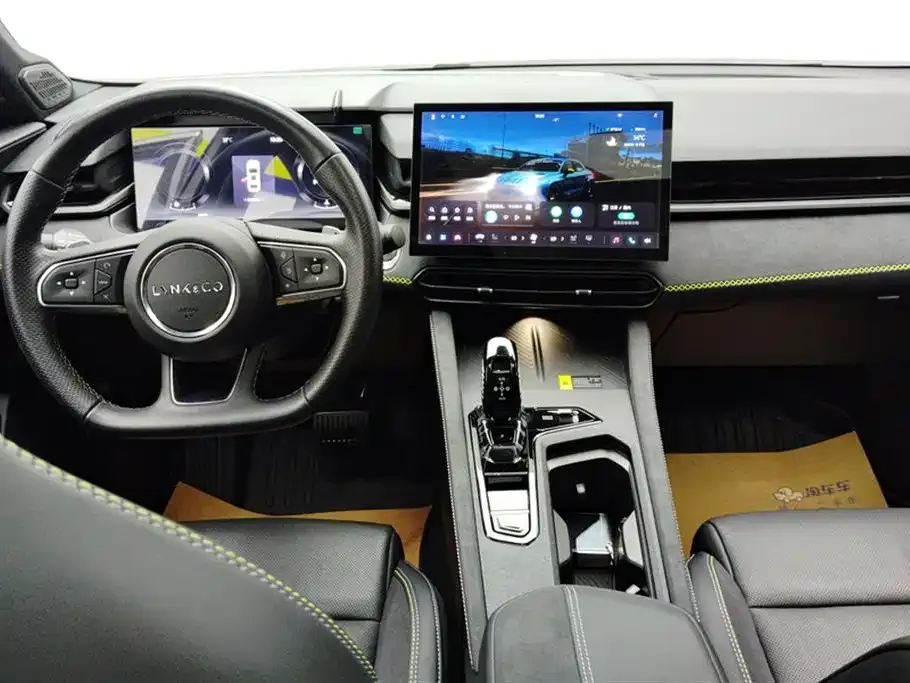 Lynk & Co 03 2023 из CN, фото 4