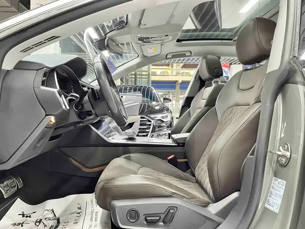 Audi A7L 2026 из CN, фото 3