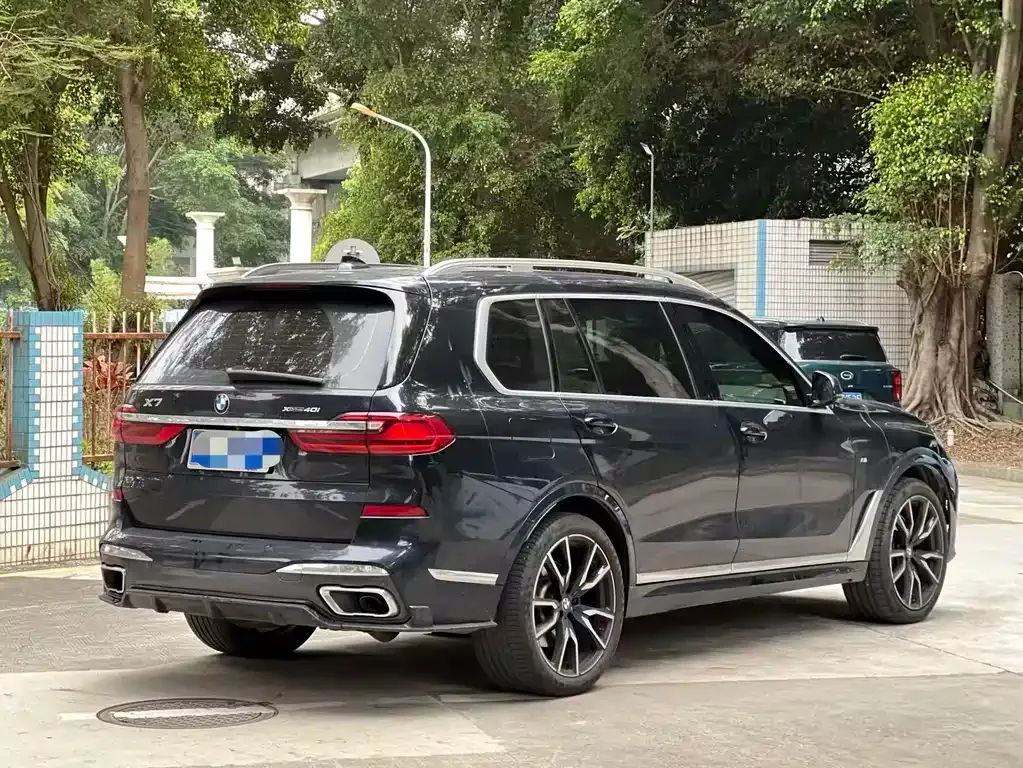 BMW X7 — фото 6