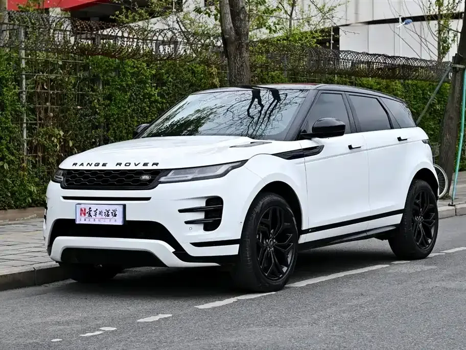 Land Rover Evoque — фото 1