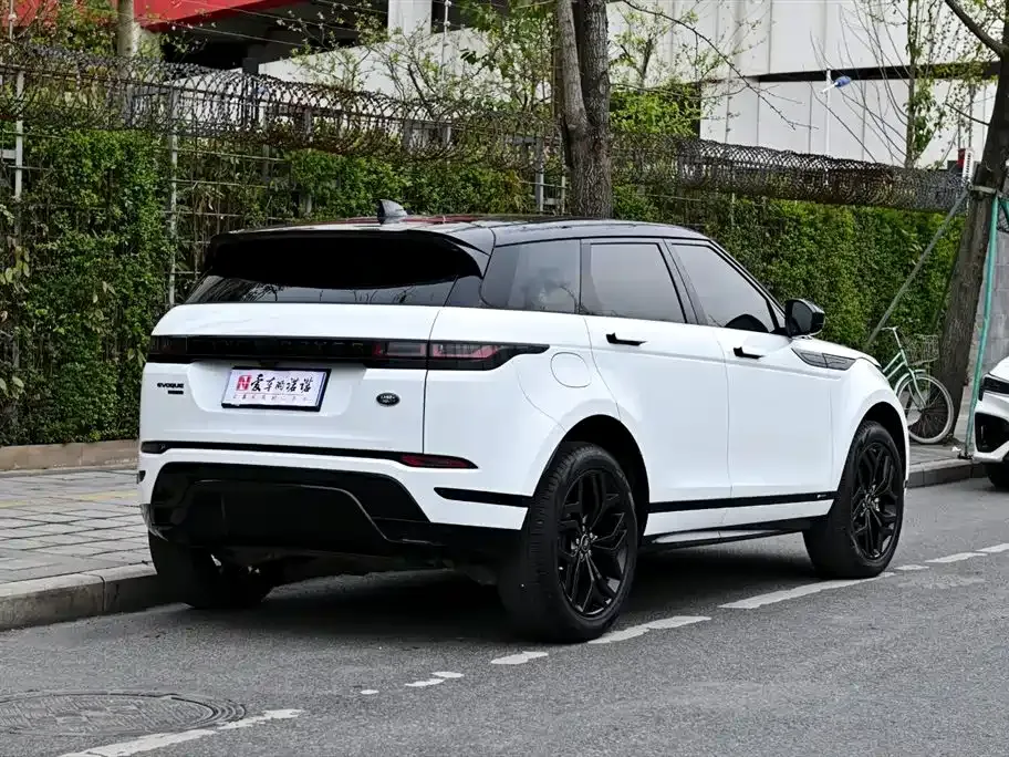 Land Rover Evoque — фото 9