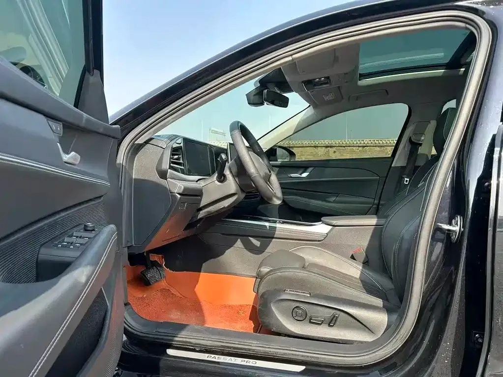 Volkswagen Passat — фото 5