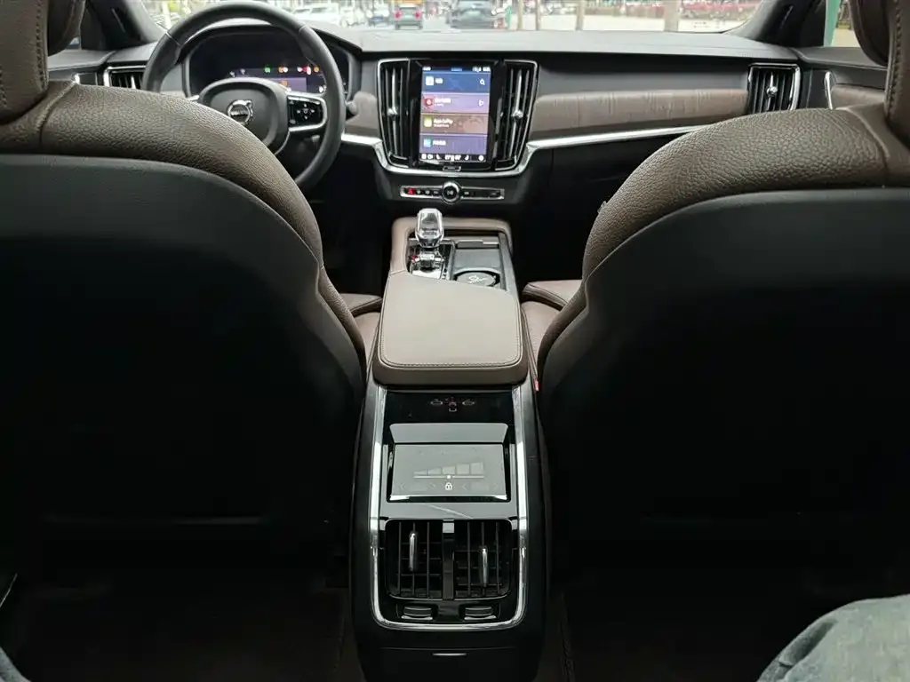 Volvo S90 — фото 4