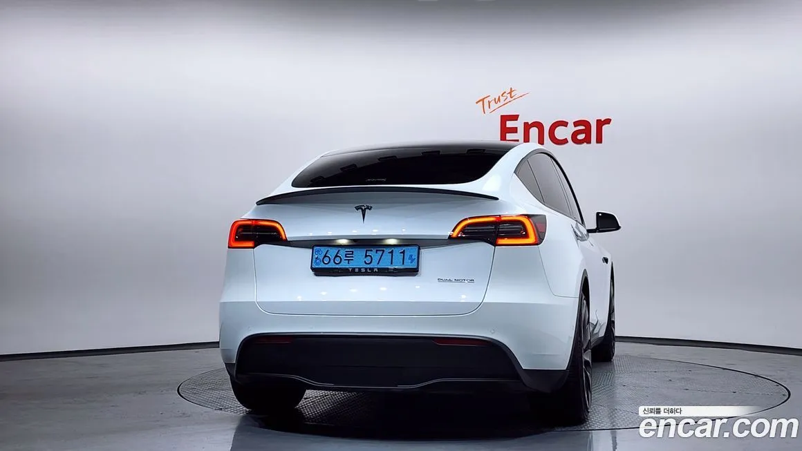Tesla Model Y 2022 из KR, фото 7