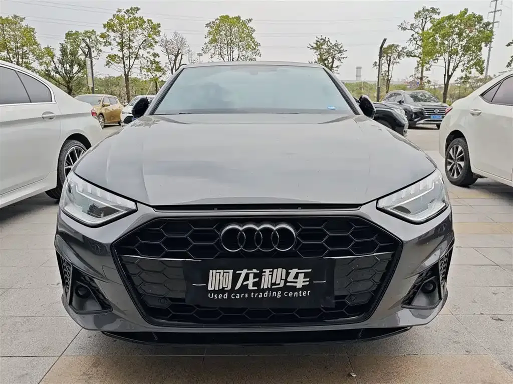Audi A4L 2023 из CN, фото 5