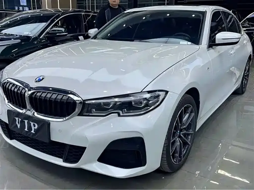 BMW 3 Series — фото 1