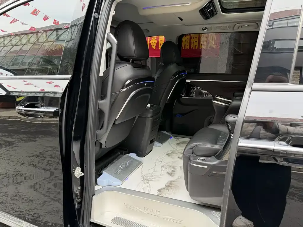 GAC Motor Trumpchi M8 2024 из CN, фото 2