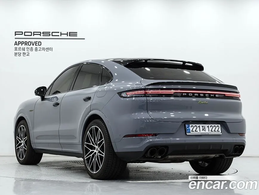 Porsche Cayenne 2025 из KR, фото 4