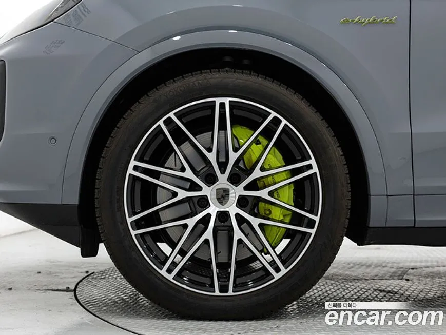 Porsche Cayenne 2025 из KR, фото 8