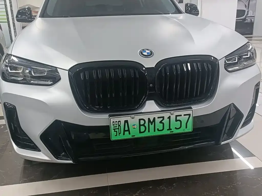 BMW iX3 — фото 3
