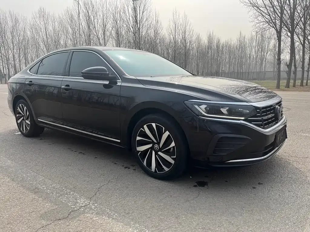 Volkswagen Passat — фото 5
