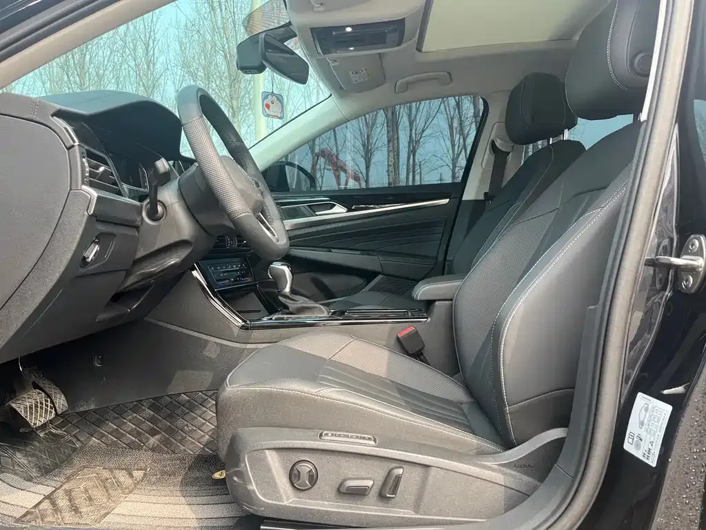 Volkswagen Passat — фото 2