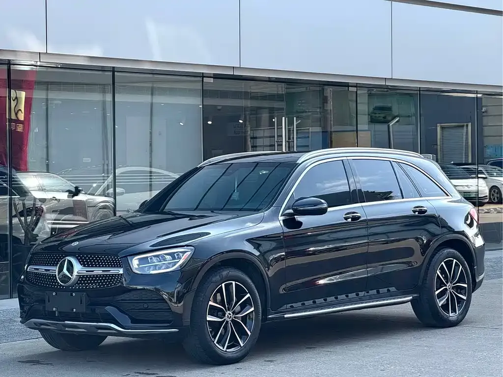 Mercedes-Benz GLC — фото 1