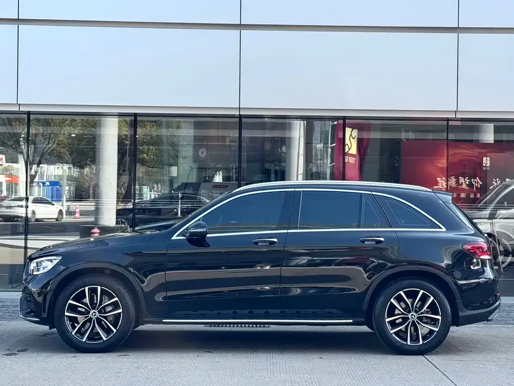 Mercedes-Benz GLC — фото 4