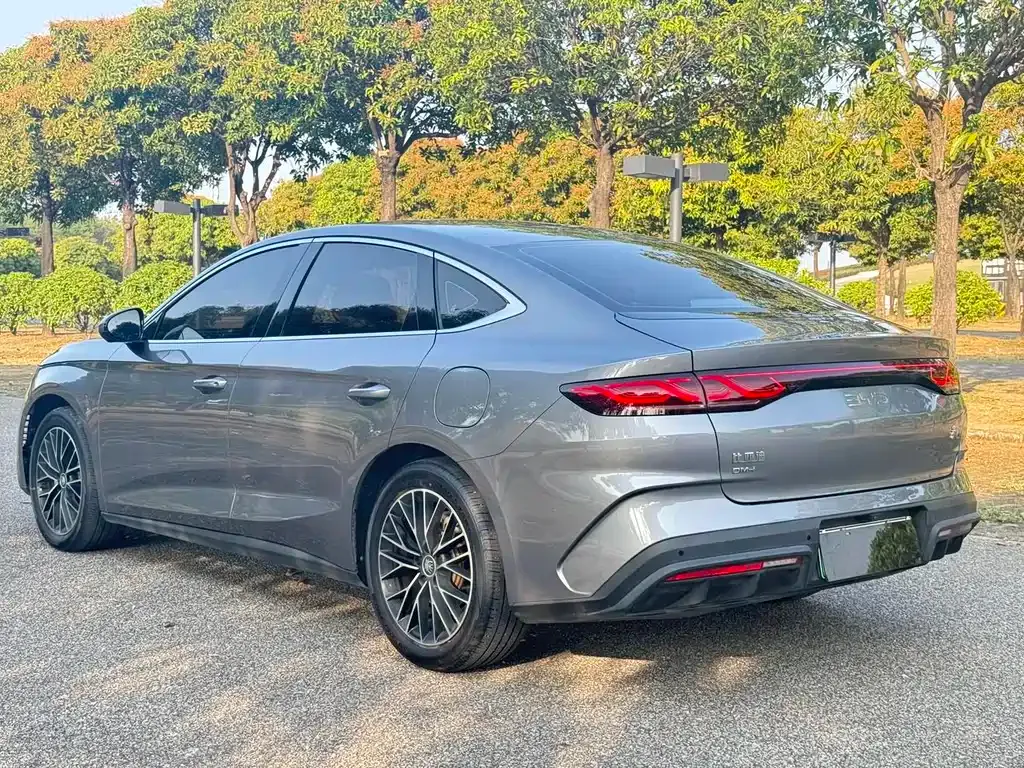 BYD Qin L — фото 6