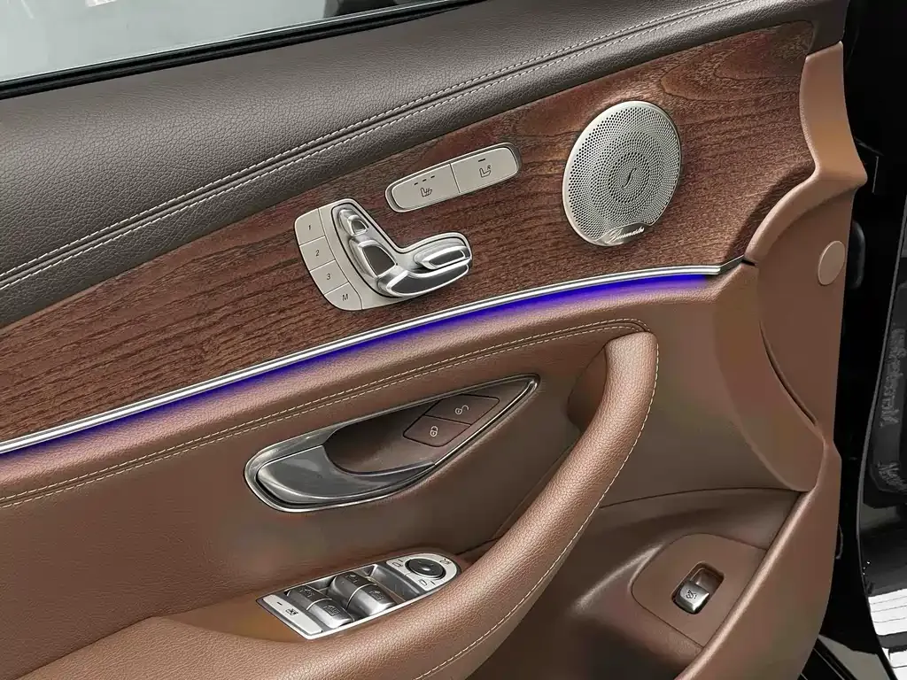 Mercedes-Benz E-Class 2022 из CN, фото 4