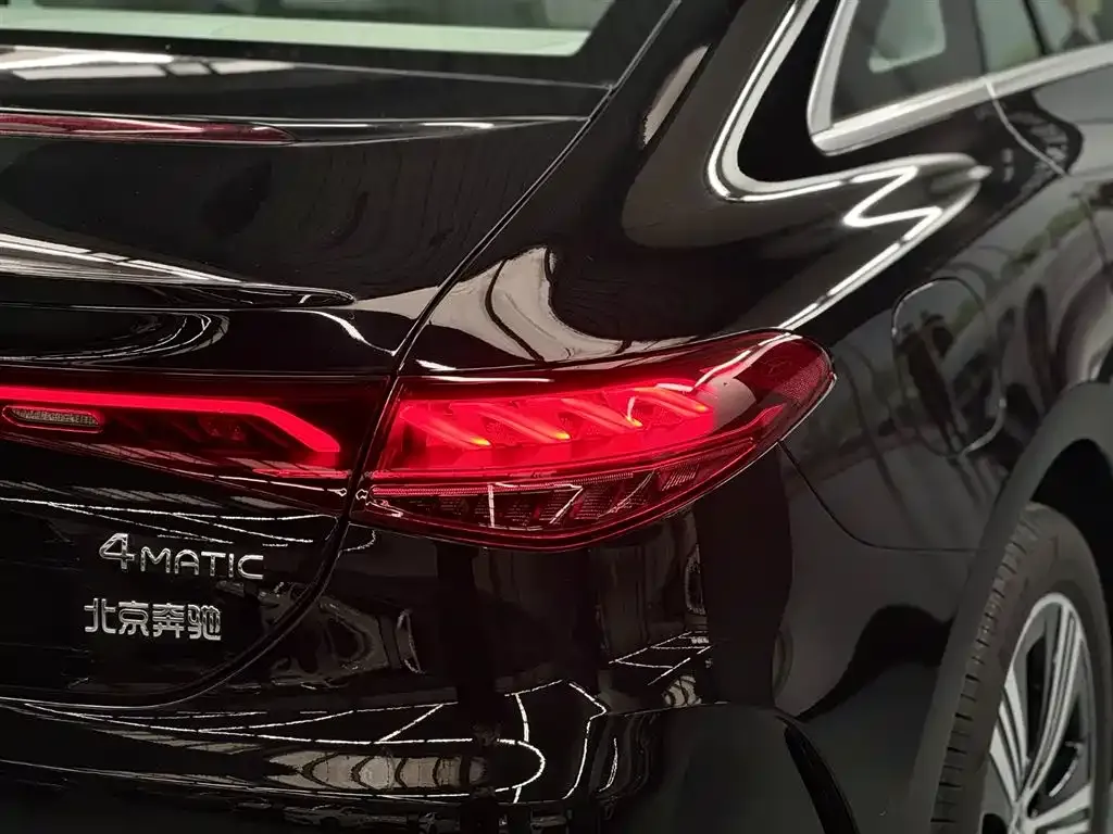 Mercedes-Benz EQE 2025 из CN, фото 6