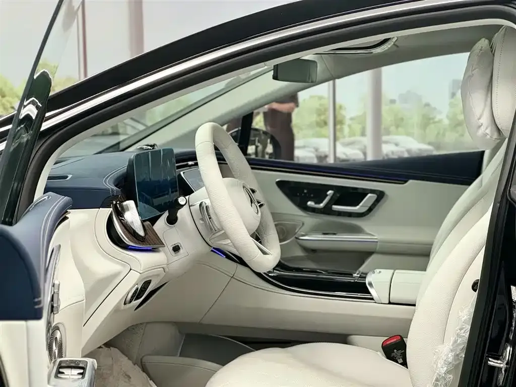 Mercedes-Benz EQE 2025 из CN, фото 3