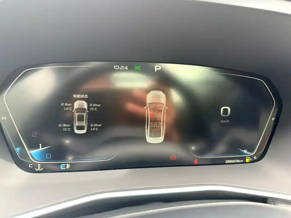 Geely Xingrui 2021 из CN, фото 2