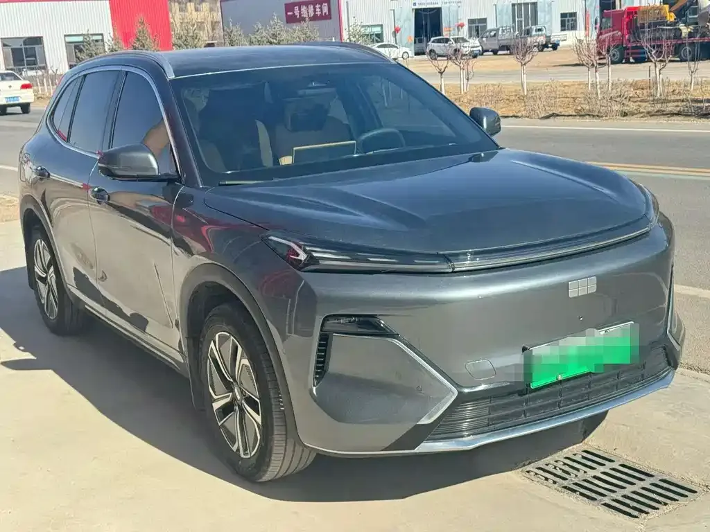 Geely 银河星舰7 — фото 3
