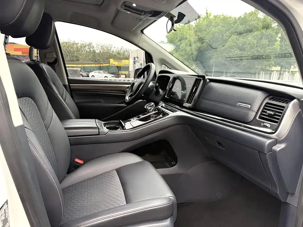 GAC Motor Trumpchi M8 2023 из CN, фото 3