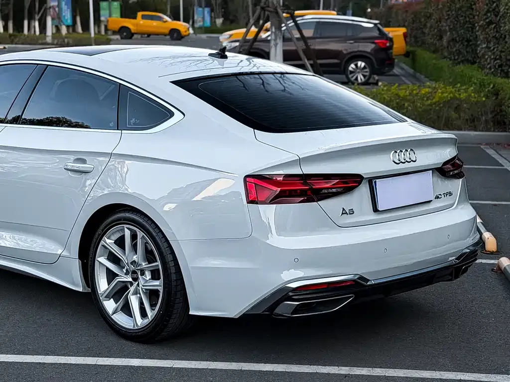 Audi A5 (Import) — фото 5