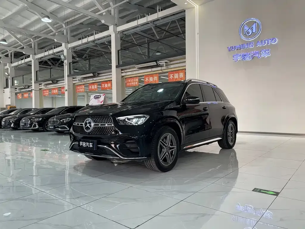 Mercedes-Benz GLE — фото 1