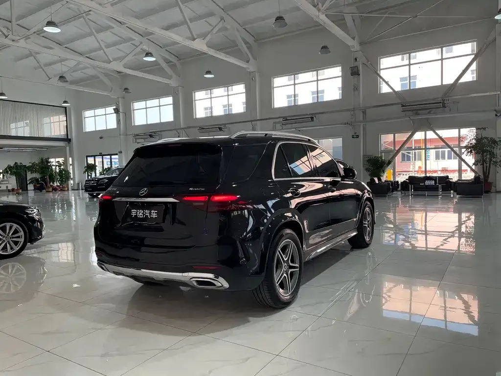 Mercedes-Benz GLE — фото 7