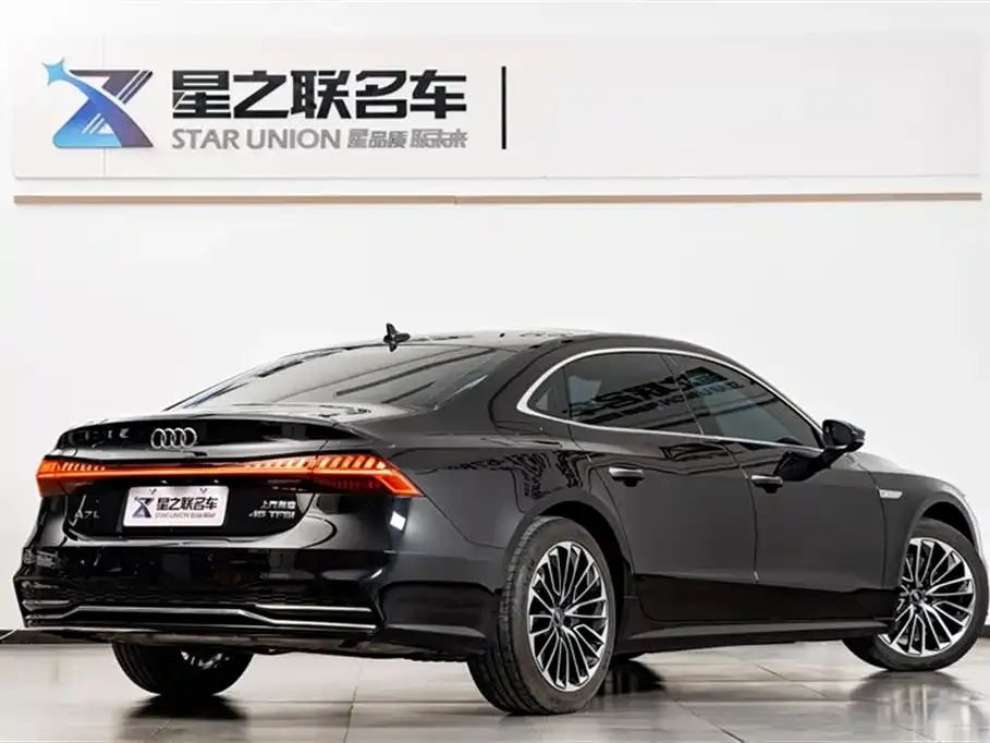Audi A7L — фото 4