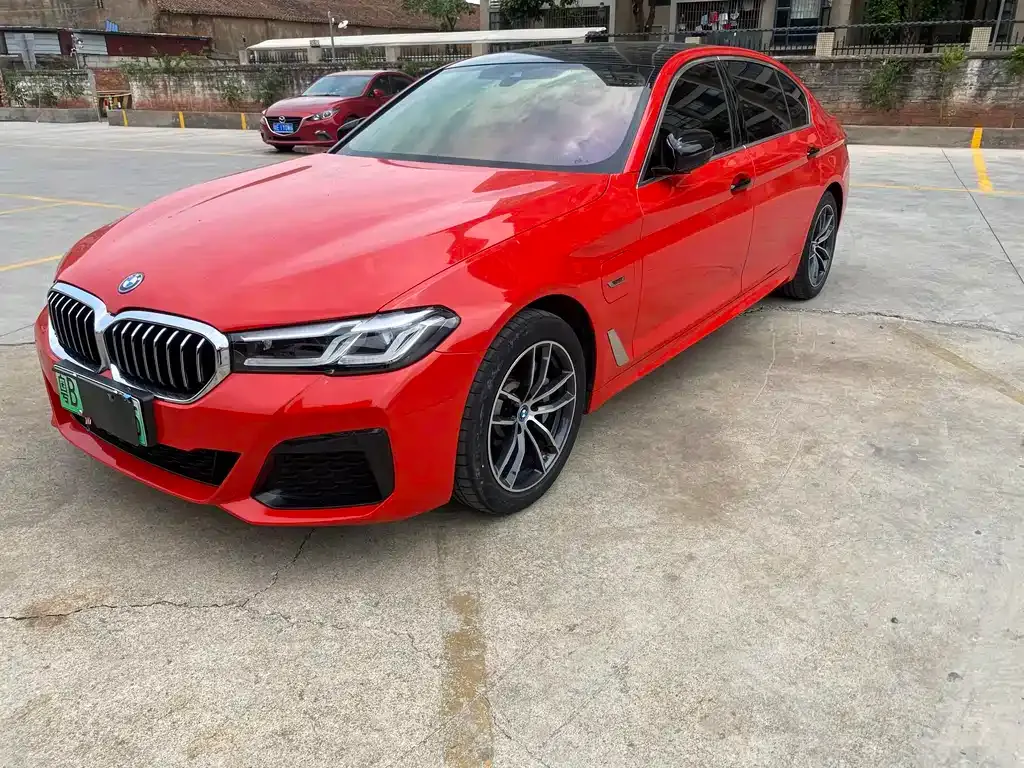 BMW 5 Series New Energy — фото 1