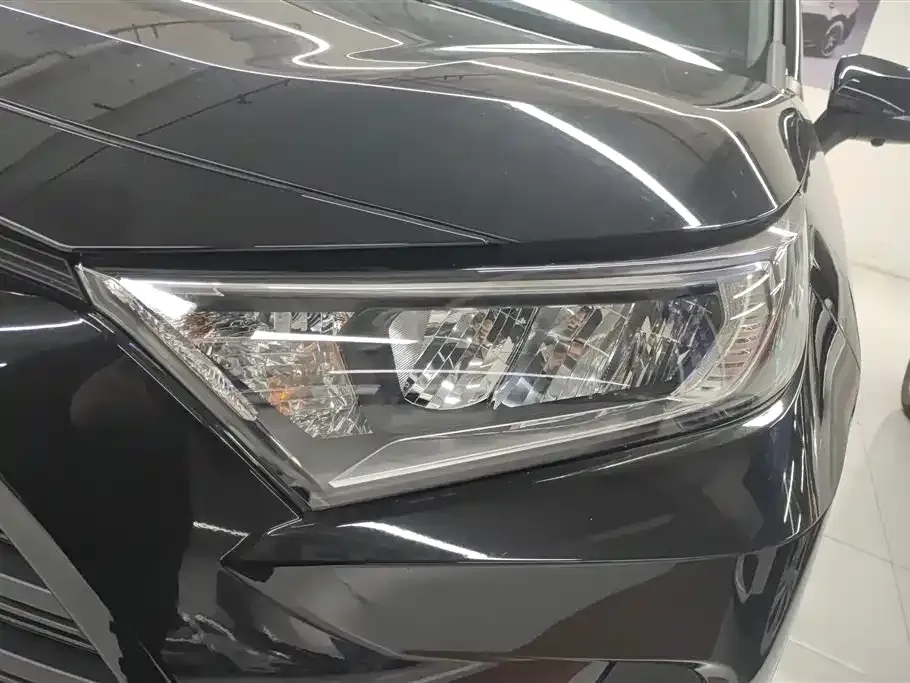 Toyota RAV4 2024 из CN, фото 9