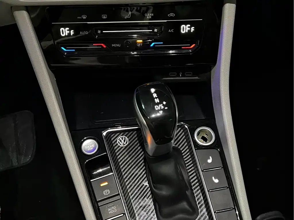 Volkswagen Sagitar 2022 из CN, фото 8