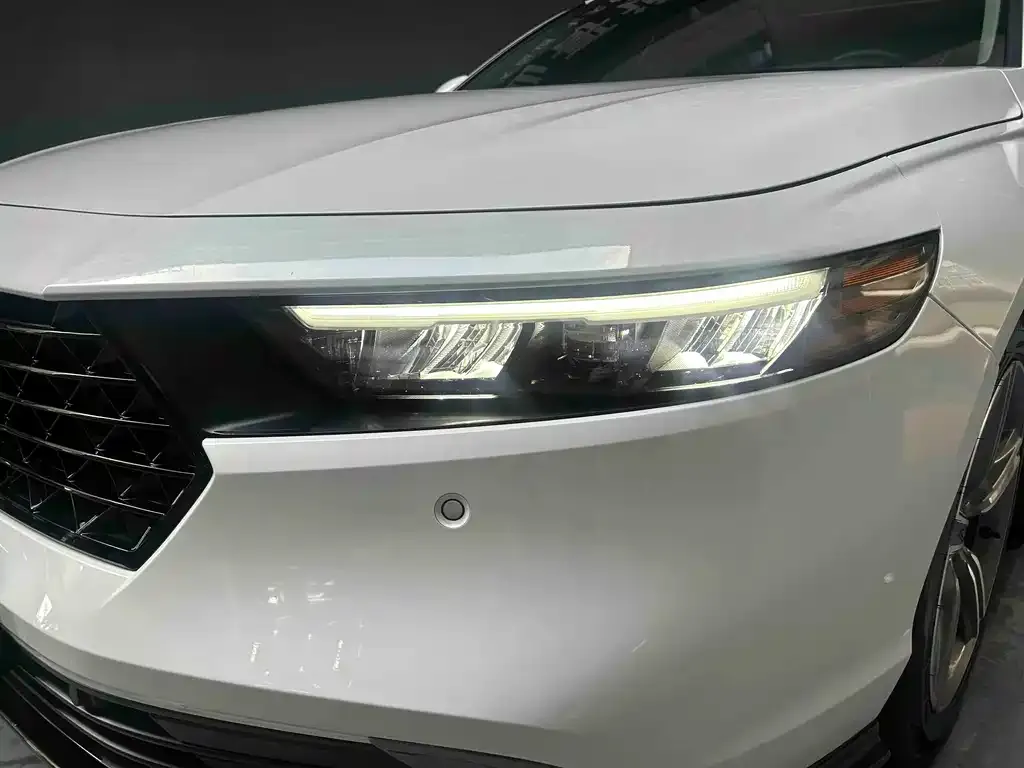 Honda Accord — фото 2