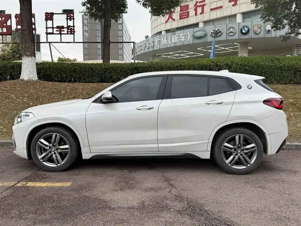 BMW X2 — фото 9
